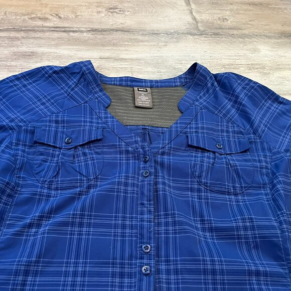 REI Vented S/S Camp Shirt, Blue Plaid, Size XL - Picture 3 of 7